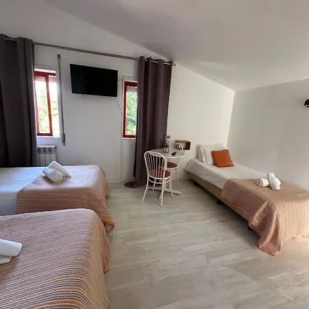 Auberge de jeunesse Nature & Guest Rooms, Aldeamento Turistico Do Camarido *